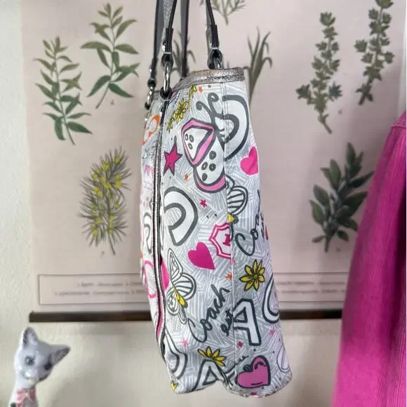 Vintage Y2k Coach Poppy Graffiti Tote Shoulder Bag Butterfly Charm Cutecore - Picture 7 of 14